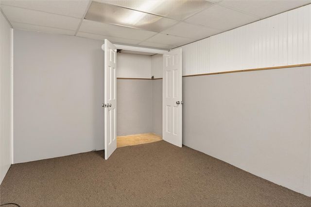 69 Chippendale Road, Greece, NY 14616