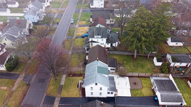 69 Chippendale Road, Greece, NY 14616