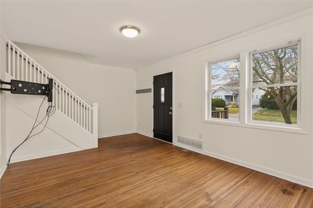 69 Chippendale Road, Greece, NY 14616