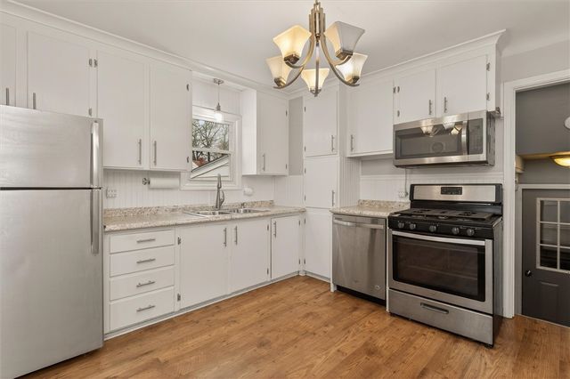 69 Chippendale Road, Greece, NY 14616