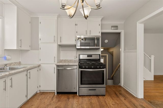 69 Chippendale Road, Greece, NY 14616