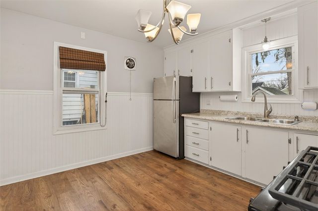 69 Chippendale Road, Greece, NY 14616