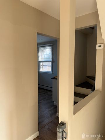 25 Stelton Road, Piscataway, NJ 08854