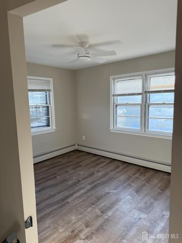 25 Stelton Road, Piscataway, NJ 08854