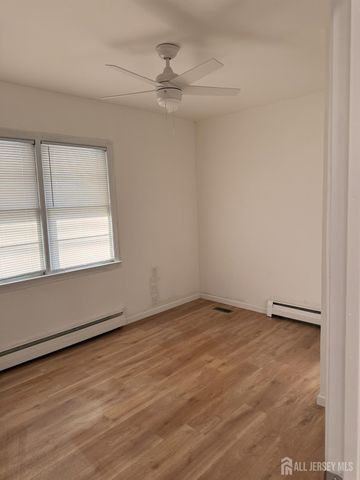 25 Stelton Road, Piscataway, NJ 08854