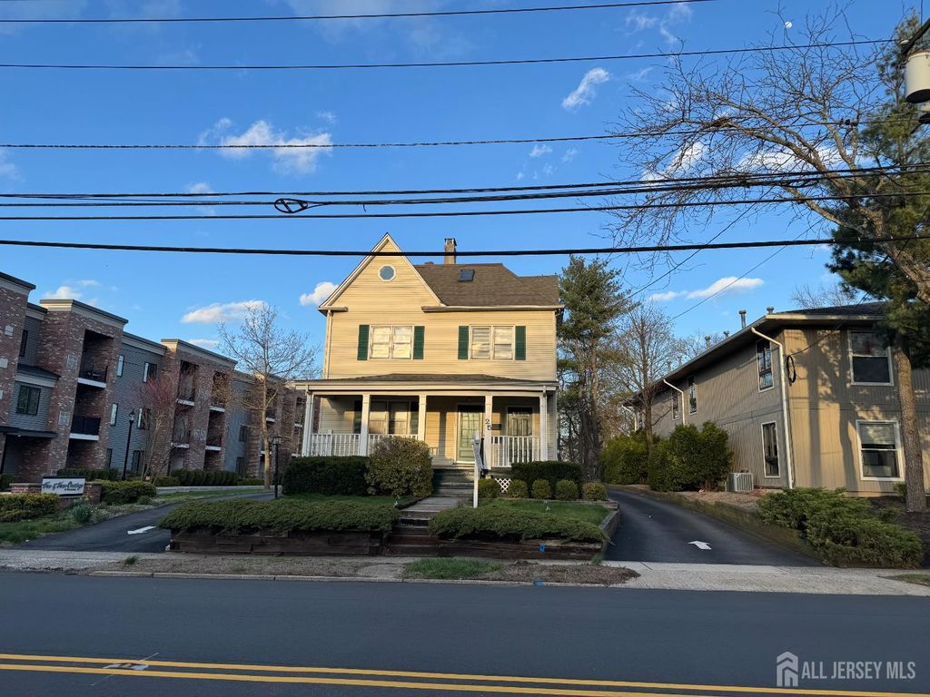 25 Stelton Road, Piscataway, NJ 08854