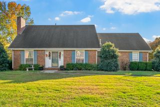 3060 Williamsburg Rd, Clarksville, TN 37043
