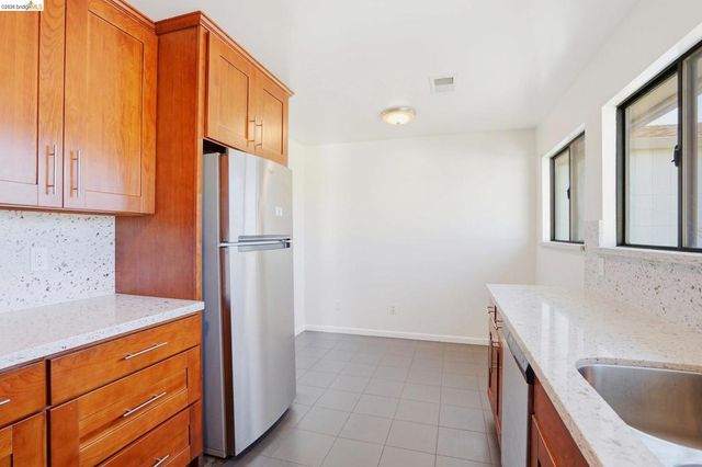 4047 Mozart Dr, Richmond, CA 94803