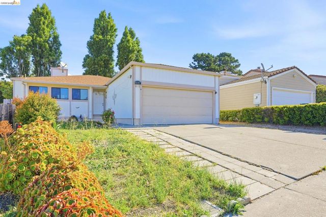 4047 Mozart Dr, Richmond, CA 94803