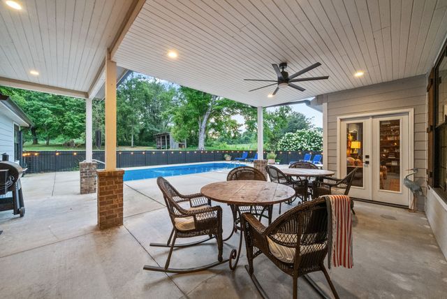 3182 Port Royal Lane, Adams, TN 37010