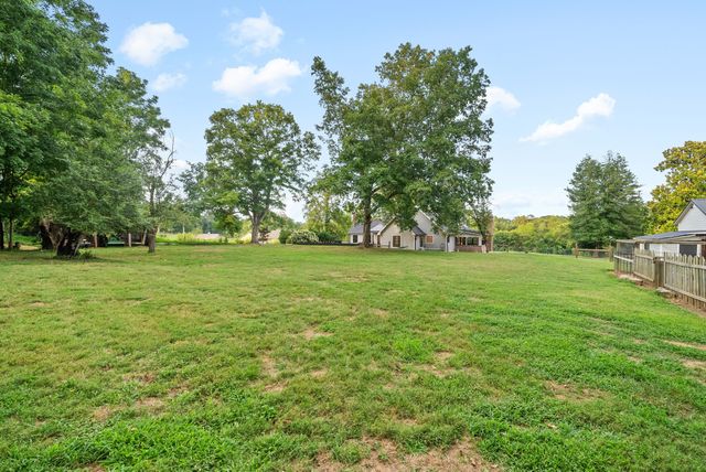 3182 Port Royal Lane, Adams, TN 37010