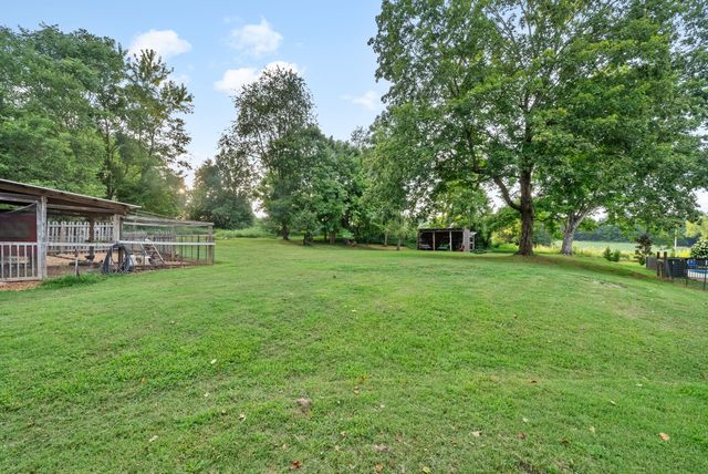 3182 Port Royal Lane, Adams, TN 37010