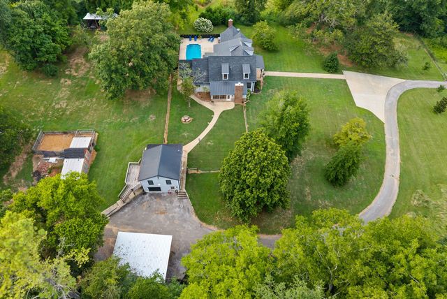 3182 Port Royal Lane, Adams, TN 37010