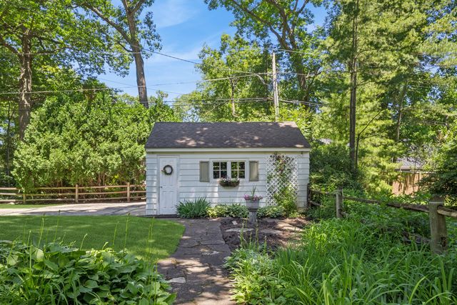 1342 Larrabee Lane, Northbrook, IL 60062