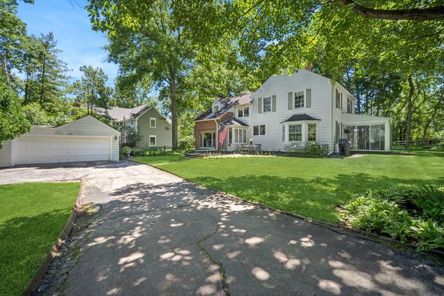 1342 Larrabee Lane, Northbrook, IL 60062