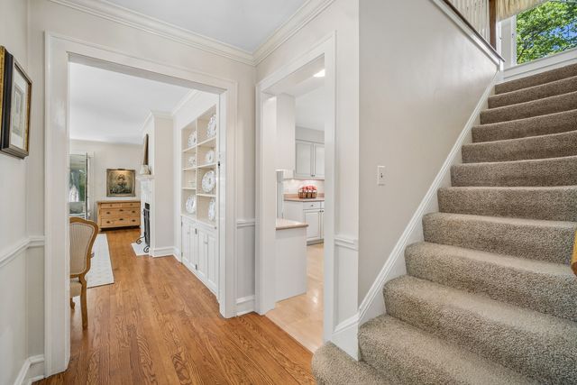 1342 Larrabee Lane, Northbrook, IL 60062