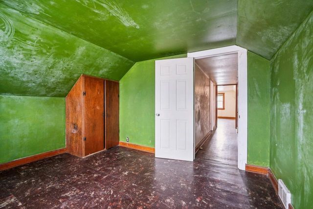 2571 N 51St STREET, Milwaukee, WI 53210