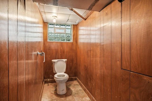 2571 N 51St STREET, Milwaukee, WI 53210