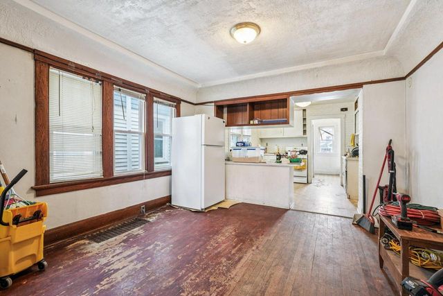 2571 N 51St STREET, Milwaukee, WI 53210