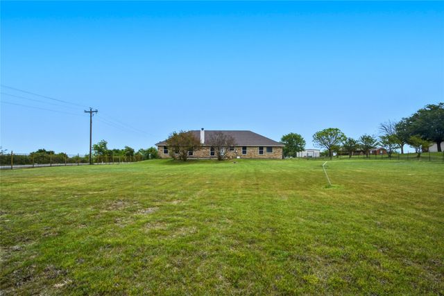 100 Pinnacle Circle, Aledo, TX 76008