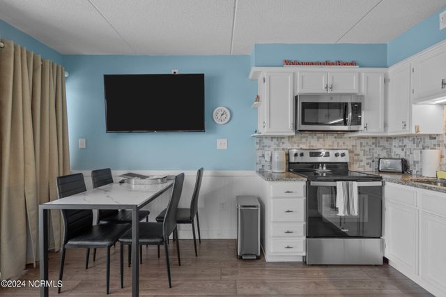222 N Carolina Beach Avenue N Unit 107, Carolina Beach, NC 28428