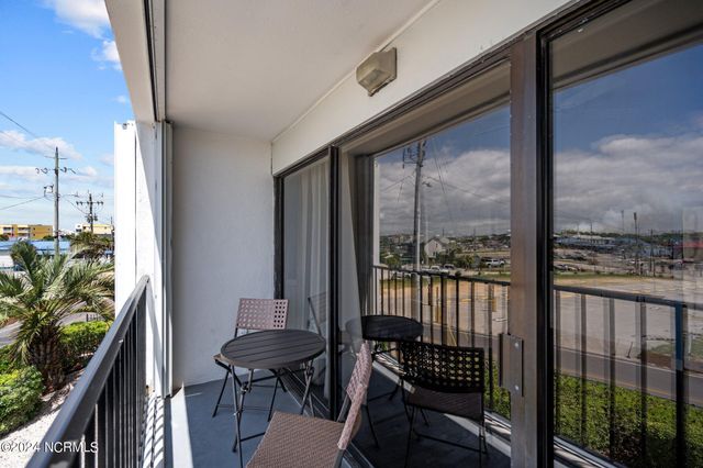 222 N Carolina Beach Avenue N Unit 107, Carolina Beach, NC 28428