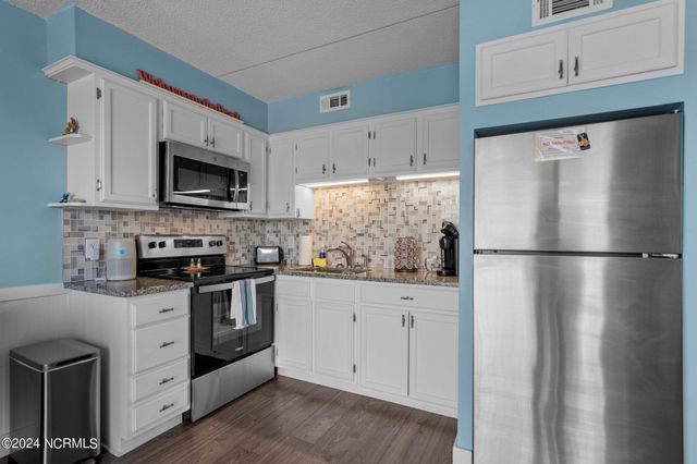 222 N Carolina Beach Avenue N Unit 107, Carolina Beach, NC 28428