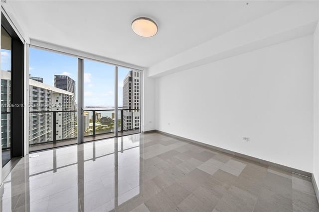 68 SE 6th St 3311, Miami, FL 33131