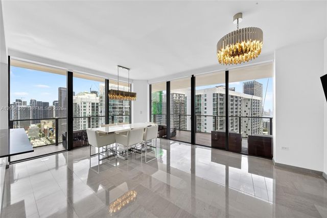 68 SE 6th St 3311, Miami, FL 33131