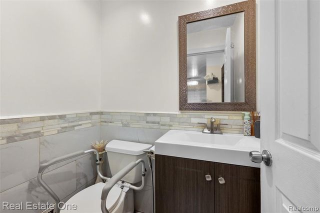 3321 Marie Street, Dearborn, MI 48120