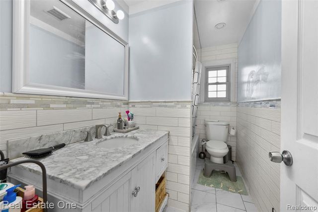 3321 Marie Street, Dearborn, MI 48120