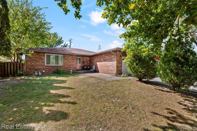 3321 Marie Street, Dearborn, MI 48120