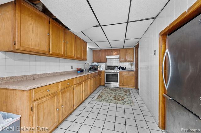 3321 Marie Street, Dearborn, MI 48120