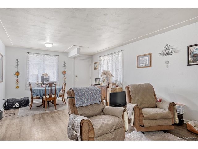 1231 Akron St, Aurora, CO 80010