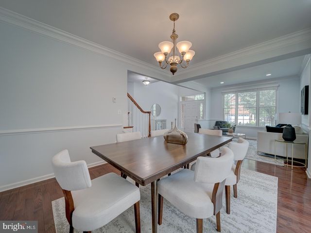 43320 BARNSTEAD DR, Ashburn, VA 20148