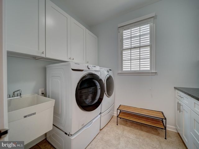 43320 BARNSTEAD DR, Ashburn, VA 20148