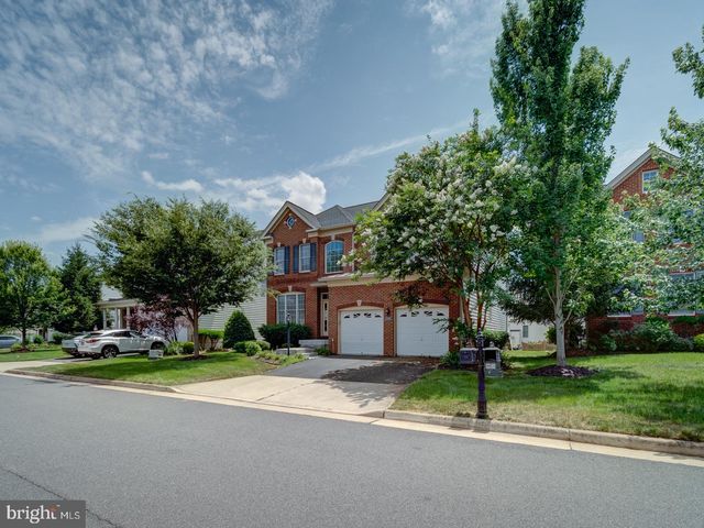43320 BARNSTEAD DR, Ashburn, VA 20148