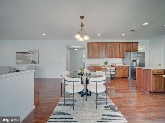 43320 BARNSTEAD DR, Ashburn, VA 20148