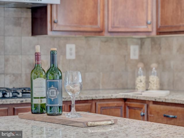 43320 BARNSTEAD DR, Ashburn, VA 20148