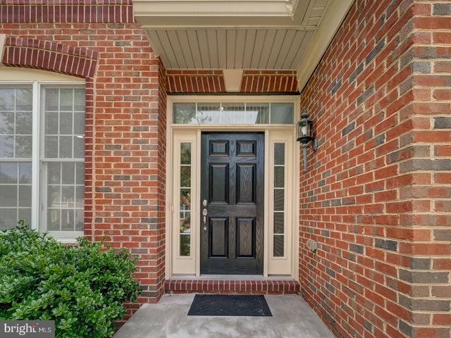 43320 BARNSTEAD DR, Ashburn, VA 20148