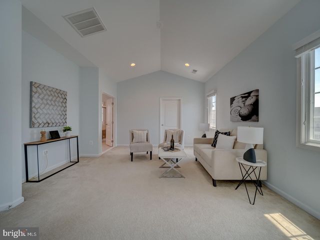43320 BARNSTEAD DR, Ashburn, VA 20148