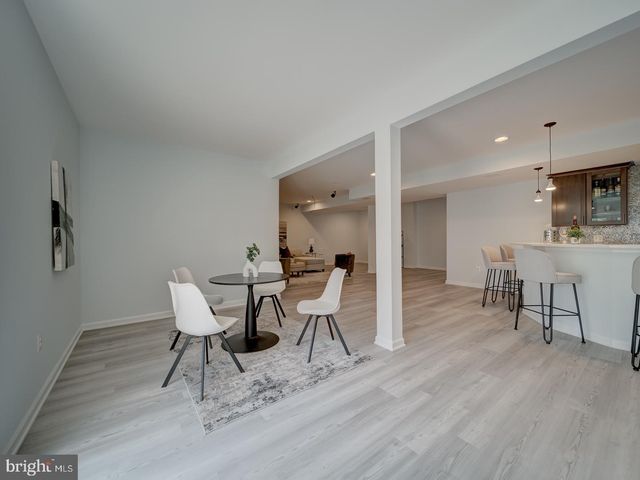 43320 BARNSTEAD DR, Ashburn, VA 20148