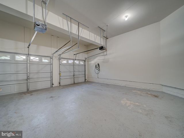 43320 BARNSTEAD DR, Ashburn, VA 20148