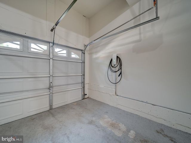 43320 BARNSTEAD DR, Ashburn, VA 20148