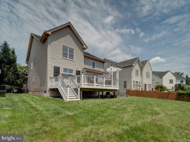43320 BARNSTEAD DR, Ashburn, VA 20148