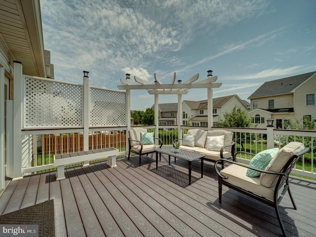 43320 BARNSTEAD DR, Ashburn, VA 20148