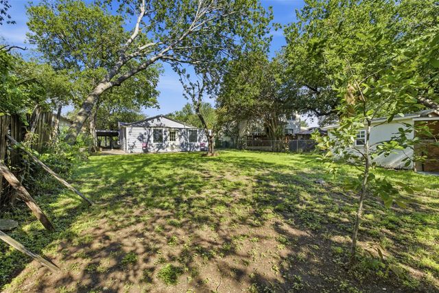 1313 Perez ST, Austin, TX 78721