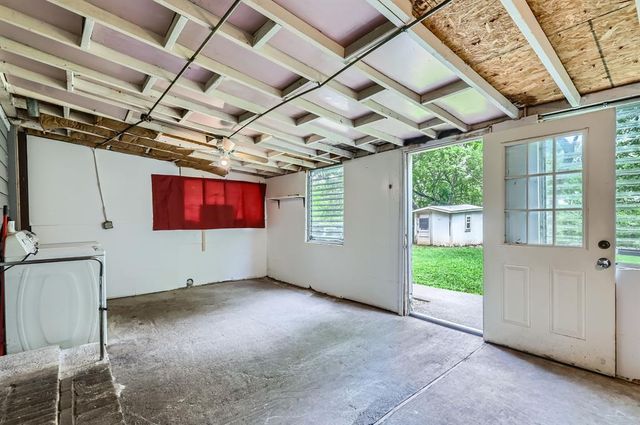 1313 Perez ST, Austin, TX 78721