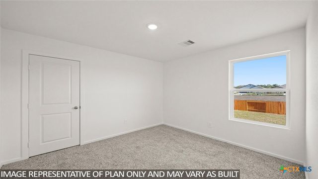 156 Baby Calf Roping Road, Jarrell, TX 76537