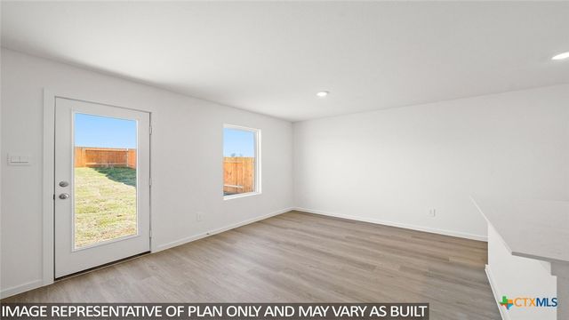 156 Baby Calf Roping Road, Jarrell, TX 76537